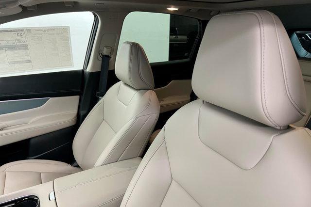 new 2025 Nissan Murano car, priced at $45,807