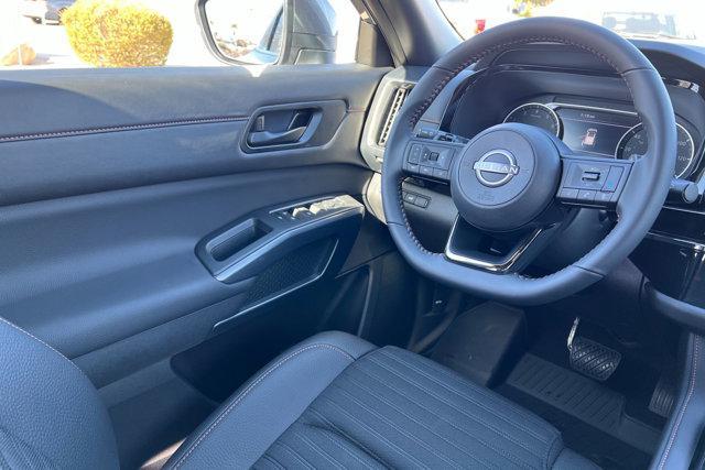 new 2025 Nissan Pathfinder car, priced at $45,675