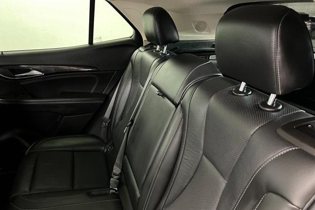 used 2023 Buick Envision car, priced at $22,000