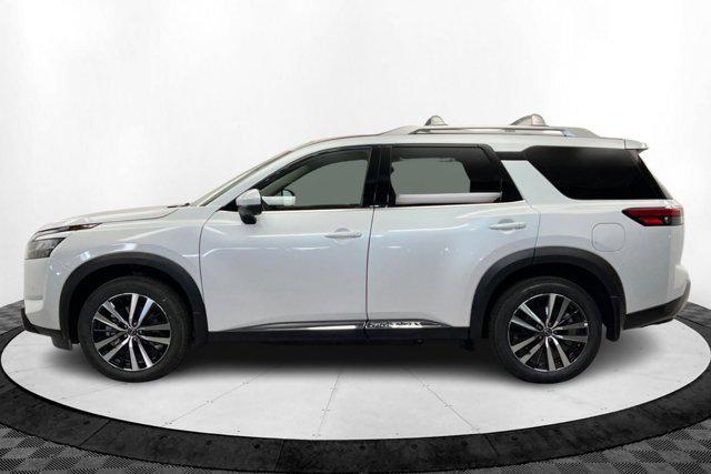 new 2025 Nissan Pathfinder car, priced at $53,580