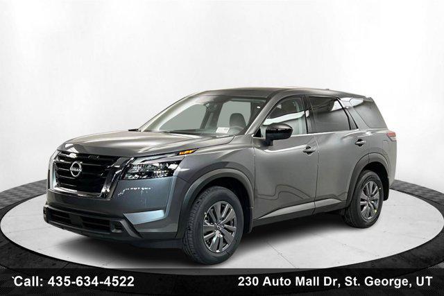 new 2025 Nissan Pathfinder car, priced at $40,475