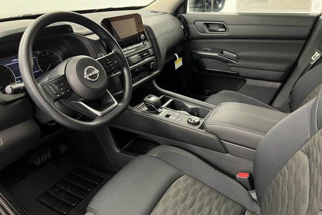 new 2025 Nissan Pathfinder car, priced at $40,475