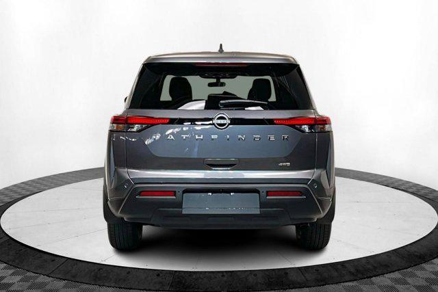 new 2025 Nissan Pathfinder car, priced at $40,475