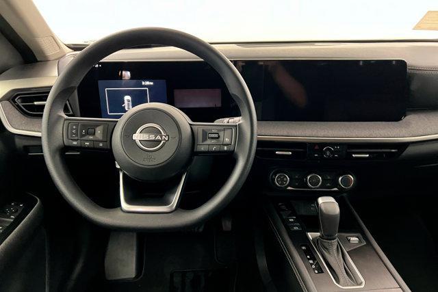 new 2025 Nissan Kicks car, priced at $28,975
