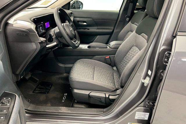 new 2025 Nissan Kicks car, priced at $28,975