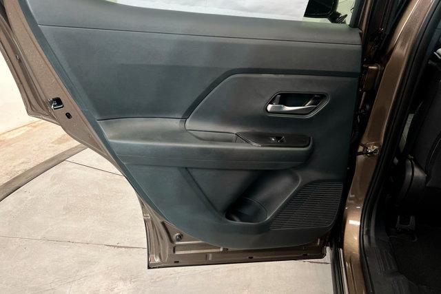 new 2025 Nissan Kicks car, priced at $28,600