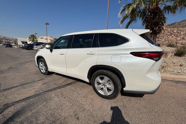 used 2020 Toyota Highlander car, priced at $25,500