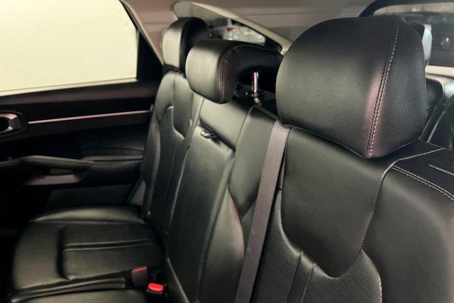 used 2024 Kia Sorento car, priced at $29,000