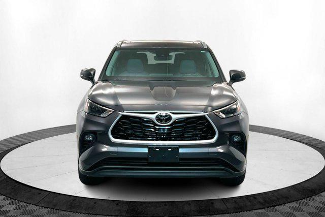 used 2024 Toyota Highlander car, priced at $43,000