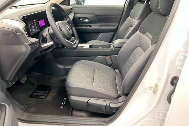 new 2025 Nissan Kicks car, priced at $28,360