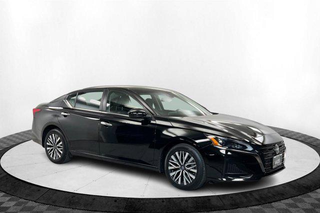 used 2023 Nissan Altima car, priced at $21,500