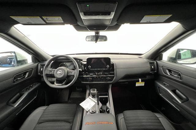 new 2025 Nissan Pathfinder car, priced at $46,620