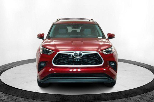 used 2023 Toyota Highlander car, priced at $36,800