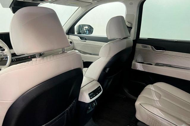 used 2024 Hyundai Palisade car, priced at $40,500
