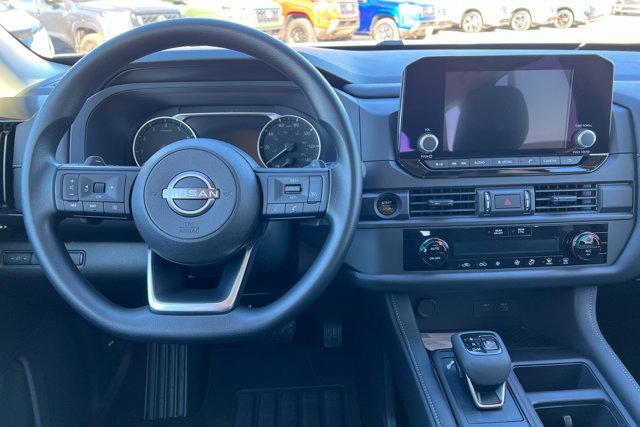 new 2025 Nissan Pathfinder car, priced at $39,510