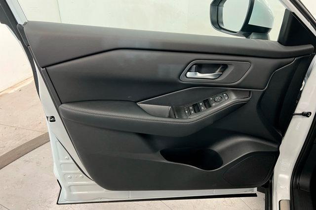 new 2025 Nissan Rogue car, priced at $33,340