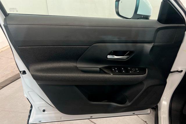 new 2025 Nissan Kicks car, priced at $27,525
