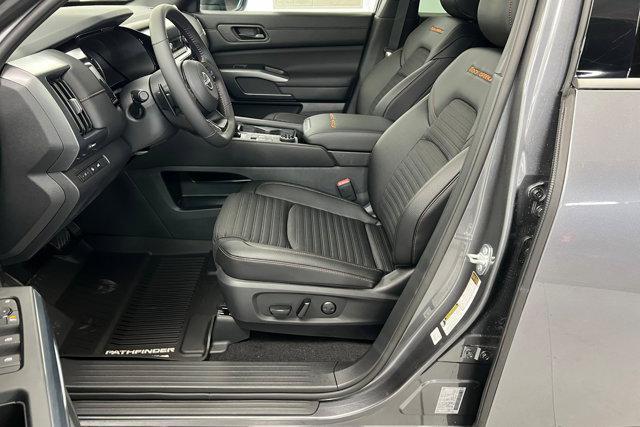 new 2025 Nissan Pathfinder car, priced at $41,620