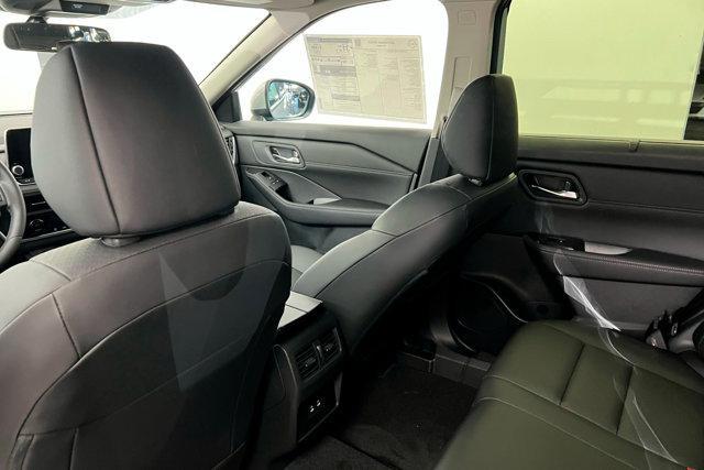 new 2025 Nissan Rogue car, priced at $34,385