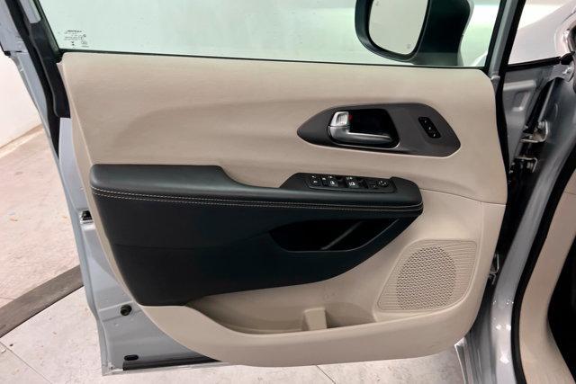 used 2023 Chrysler Pacifica car, priced at $25,500