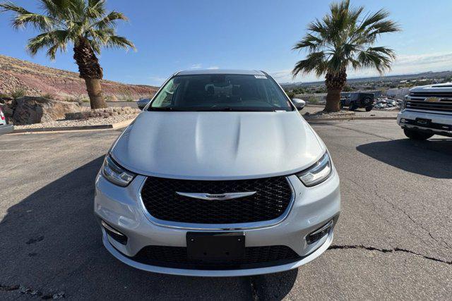 used 2023 Chrysler Pacifica car, priced at $26,000