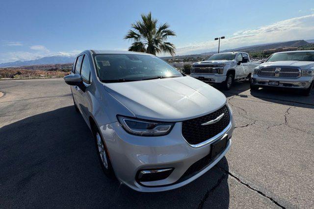 used 2023 Chrysler Pacifica car, priced at $26,000