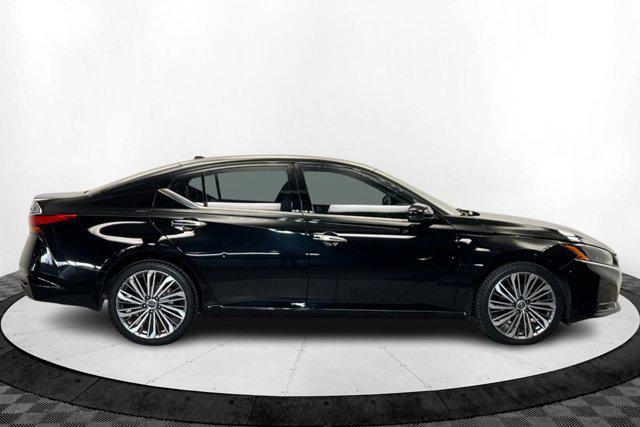 used 2023 Nissan Altima car, priced at $22,500