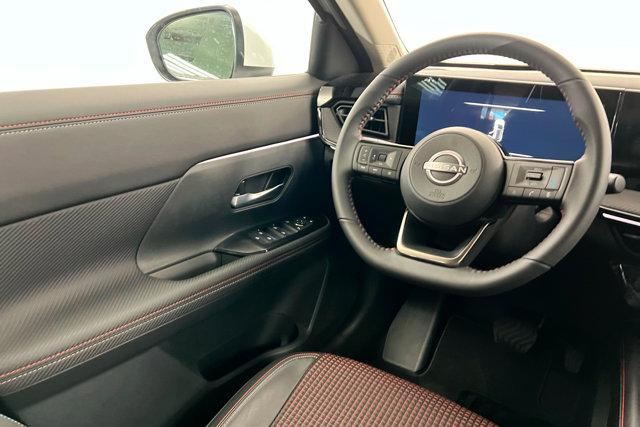new 2025 Nissan Kicks car, priced at $28,980