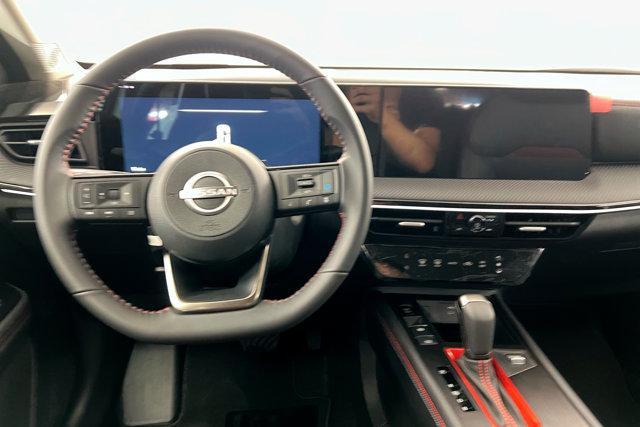 new 2025 Nissan Kicks car, priced at $28,980