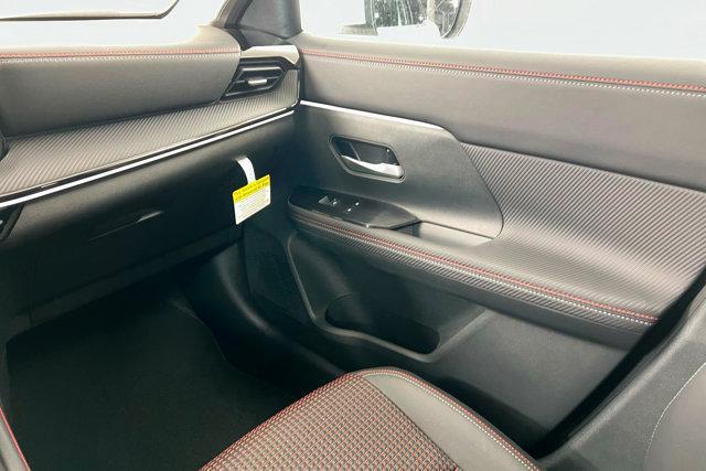 new 2025 Nissan Kicks car, priced at $28,980