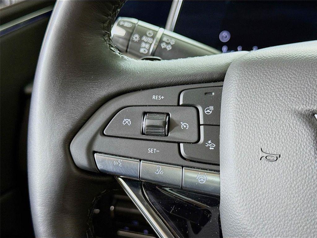 used 2024 Cadillac Escalade ESV car, priced at $85,799