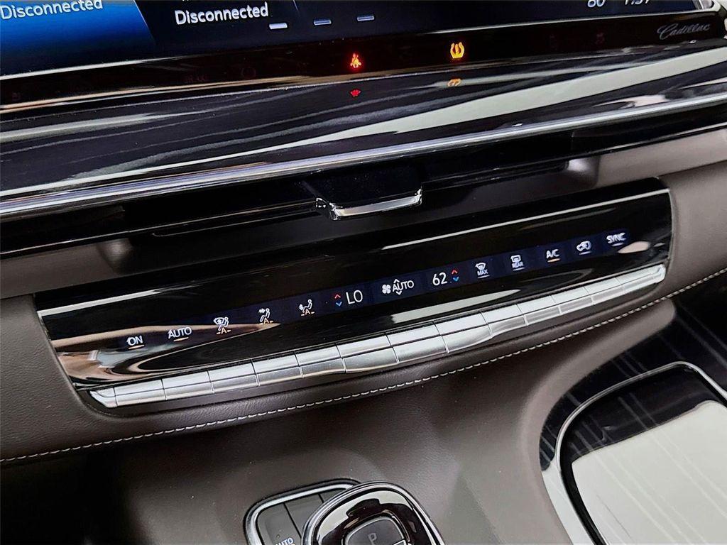 used 2024 Cadillac Escalade ESV car, priced at $85,799