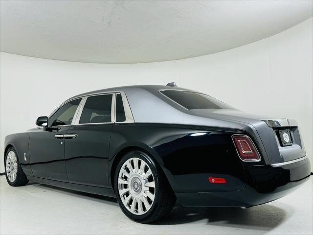 used 2022 Rolls-Royce Phantom car, priced at $449,997