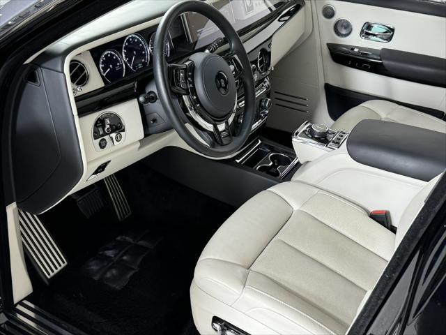 used 2022 Rolls-Royce Phantom car, priced at $449,997