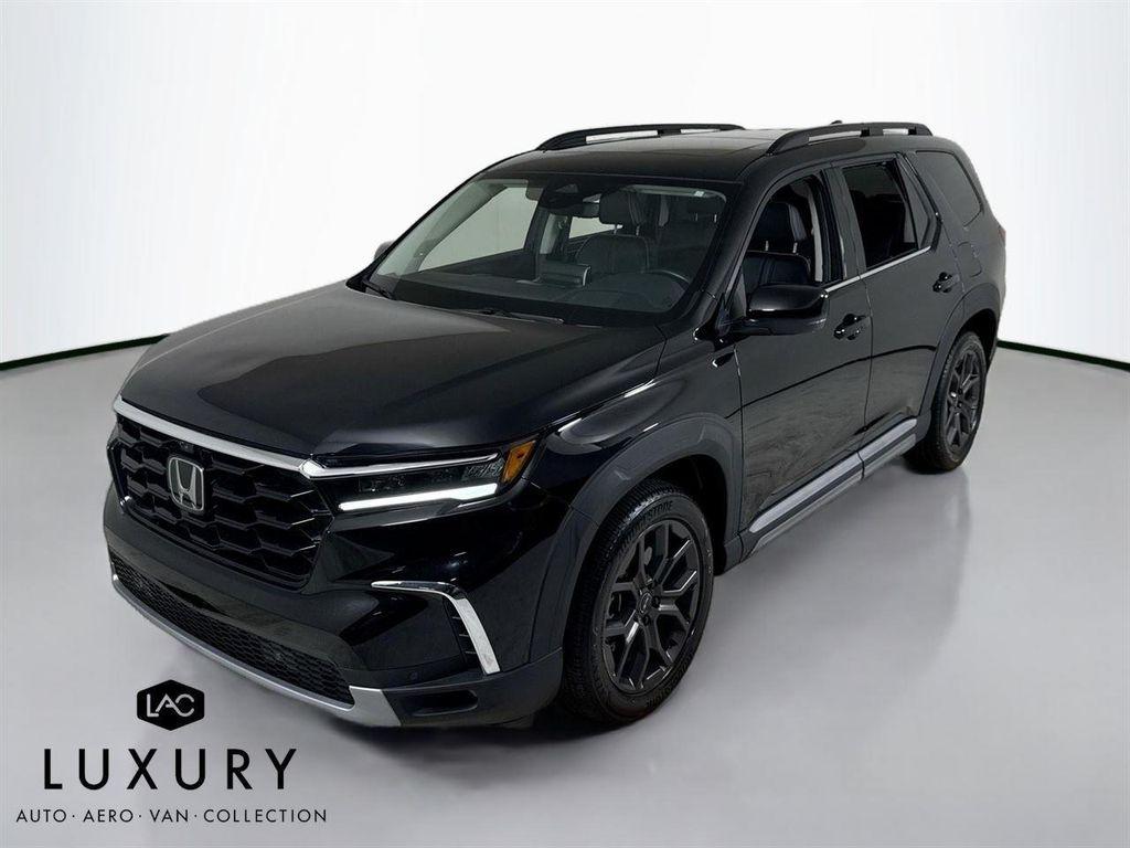 used 2024 Honda Pilot car, priced at $46,999