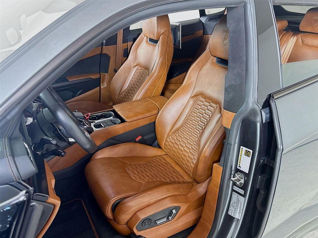 used 2019 Lamborghini Urus car, priced at $164,999