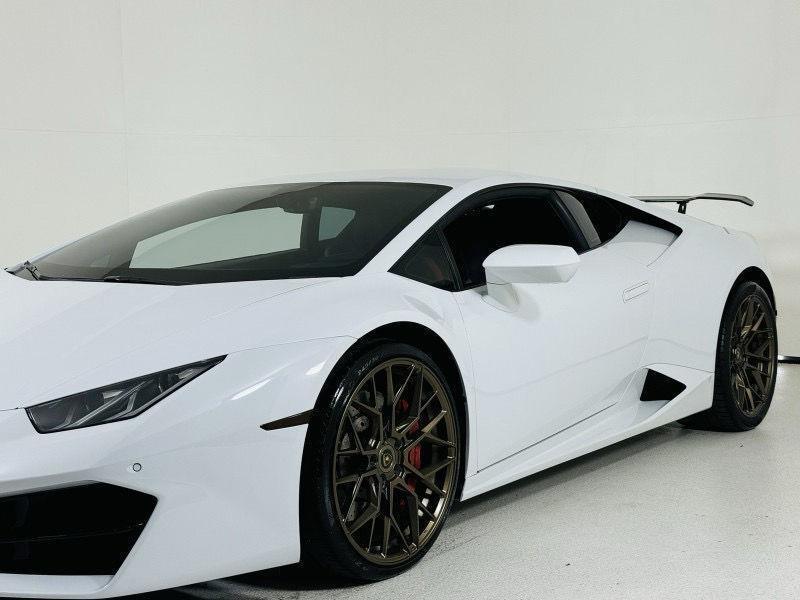 used 2019 Lamborghini Huracan car, priced at $214,999