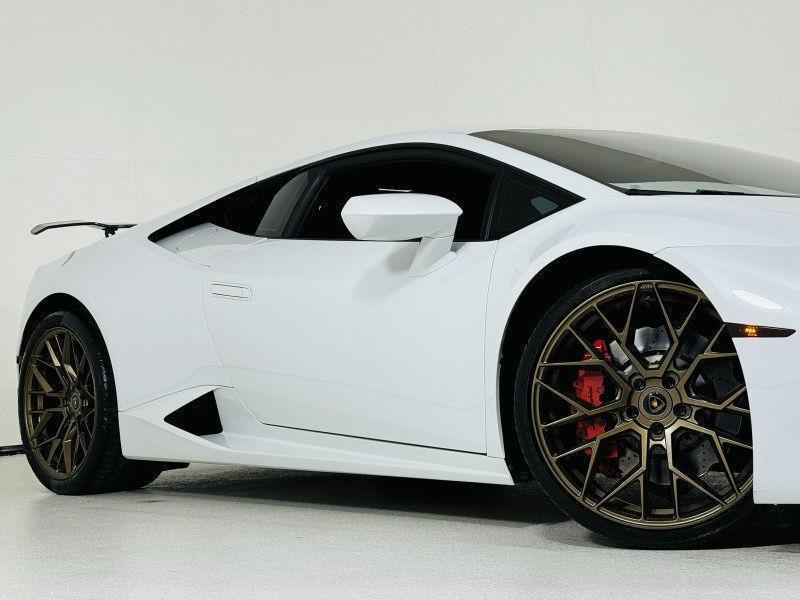 used 2019 Lamborghini Huracan car, priced at $214,999