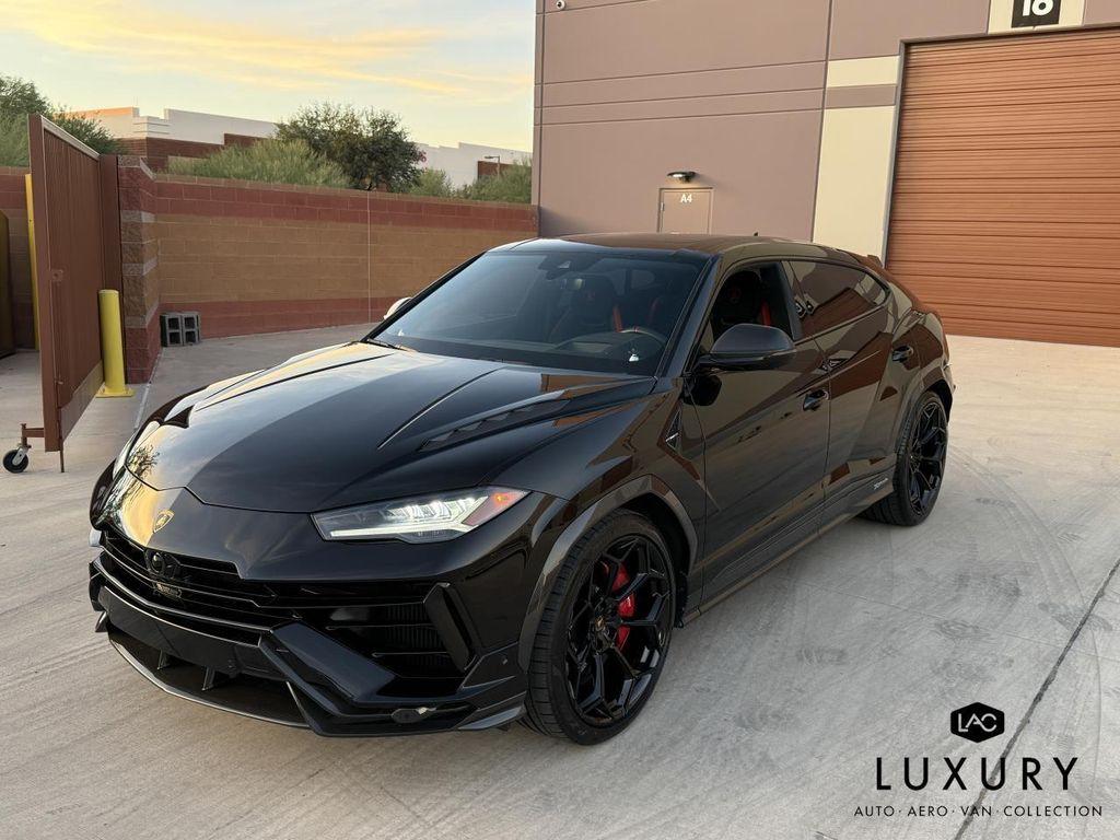 used 2023 Lamborghini Urus car, priced at $305,999