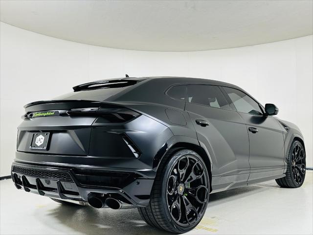 used 2022 Lamborghini Urus car, priced at $232,999