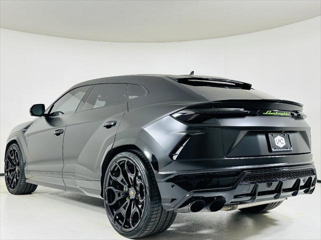 used 2022 Lamborghini Urus car, priced at $232,999