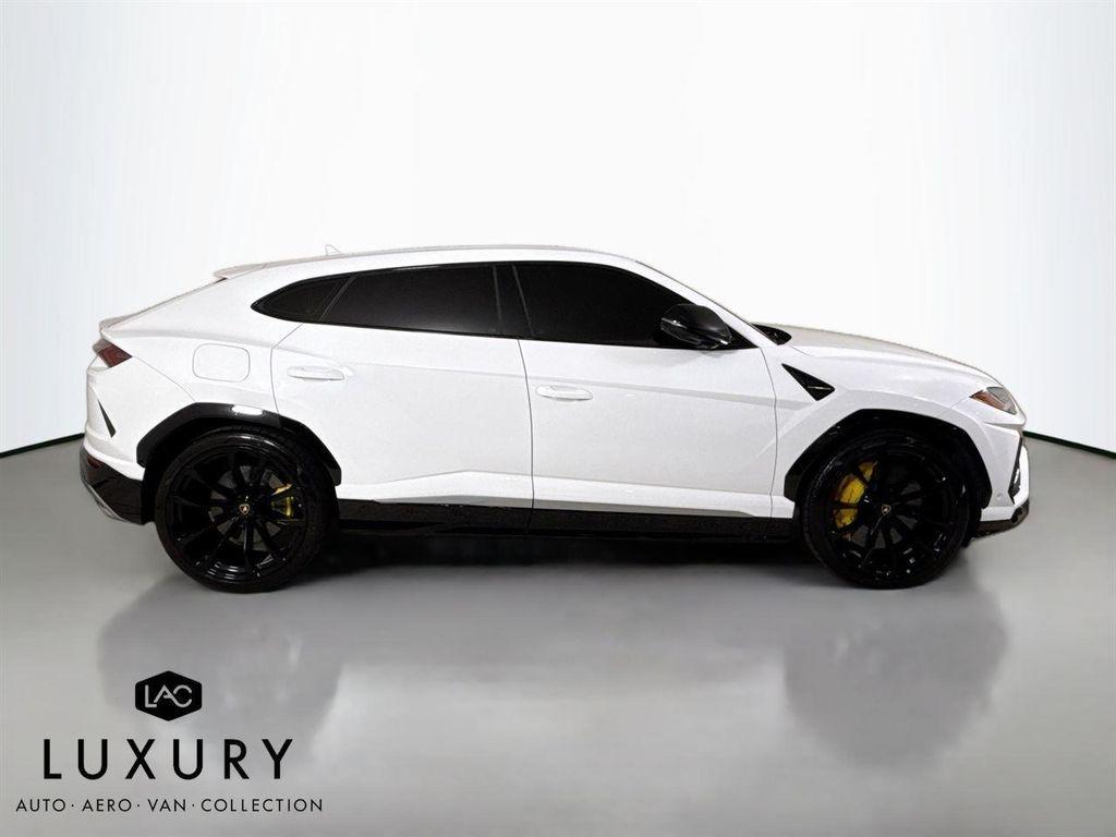used 2020 Lamborghini Urus car