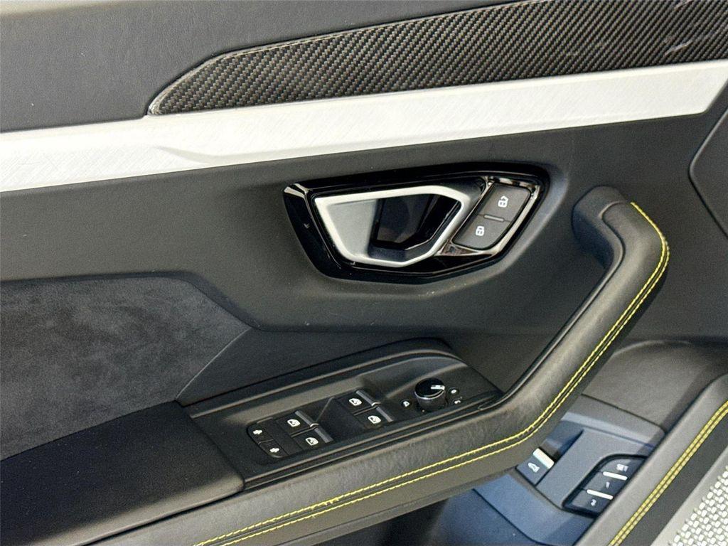 used 2020 Lamborghini Urus car