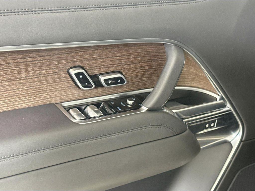 used 2023 Land Rover Range Rover car, priced at $97,999