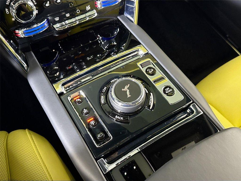 used 2022 Rolls-Royce Cullinan car, priced at $299,999
