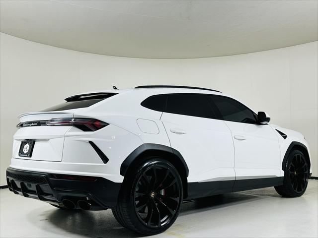 used 2020 Lamborghini Urus car, priced at $192,999