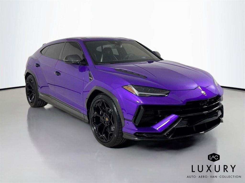 used 2024 Lamborghini Urus car, priced at $318,999