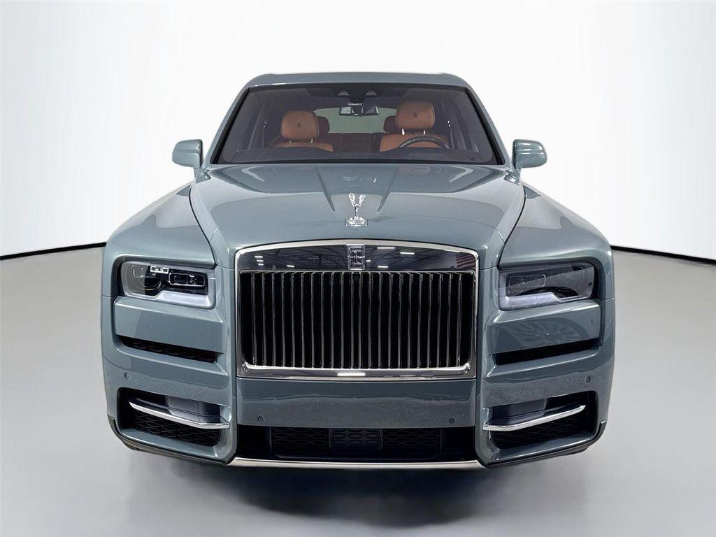 used 2023 Rolls-Royce Cullinan car, priced at $333,999