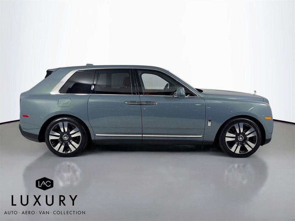 used 2023 Rolls-Royce Cullinan car, priced at $333,999