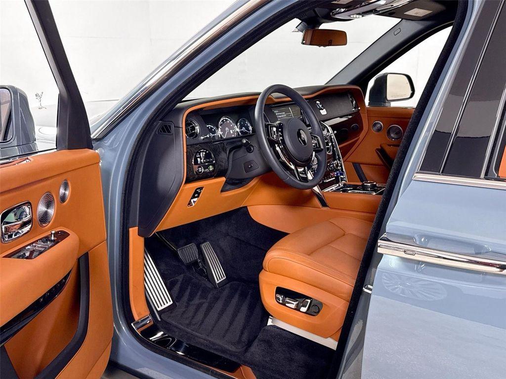 used 2023 Rolls-Royce Cullinan car, priced at $333,999